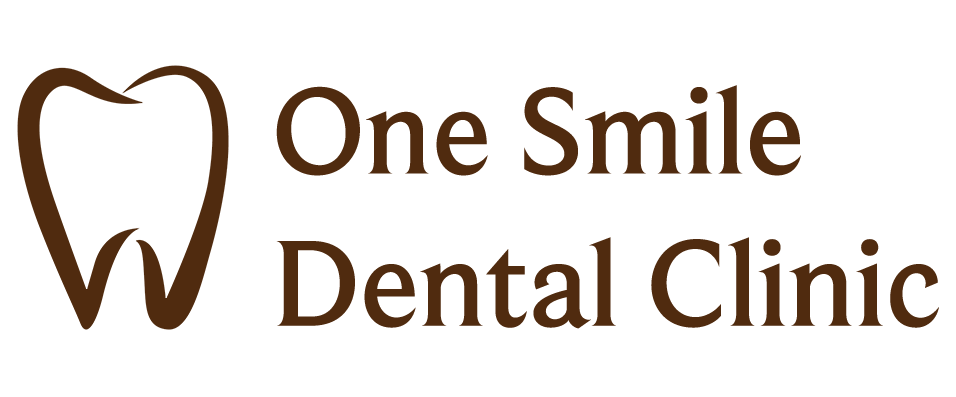 Klinik Pergigian One Smile Logo